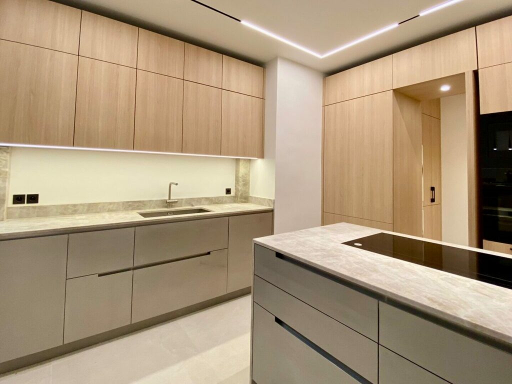 Une Cuisine d'Excellence à Paris Trocadéro mobilier Eggersmann