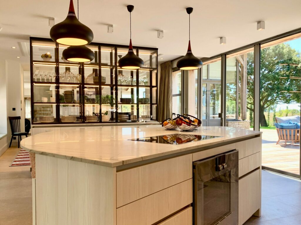 Une Cuisine de Luxe à Saint Gildas de Rhuys. Mobiliers Eggersmann