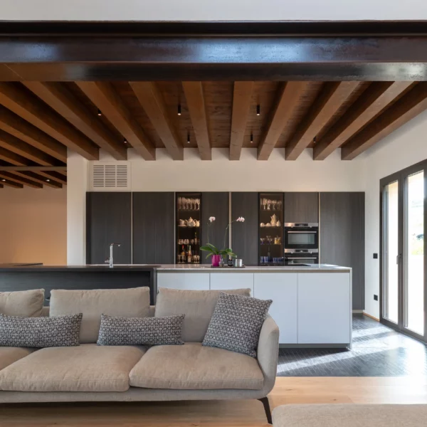Cuisine sur mesure intégrée dans un appartement à Paris