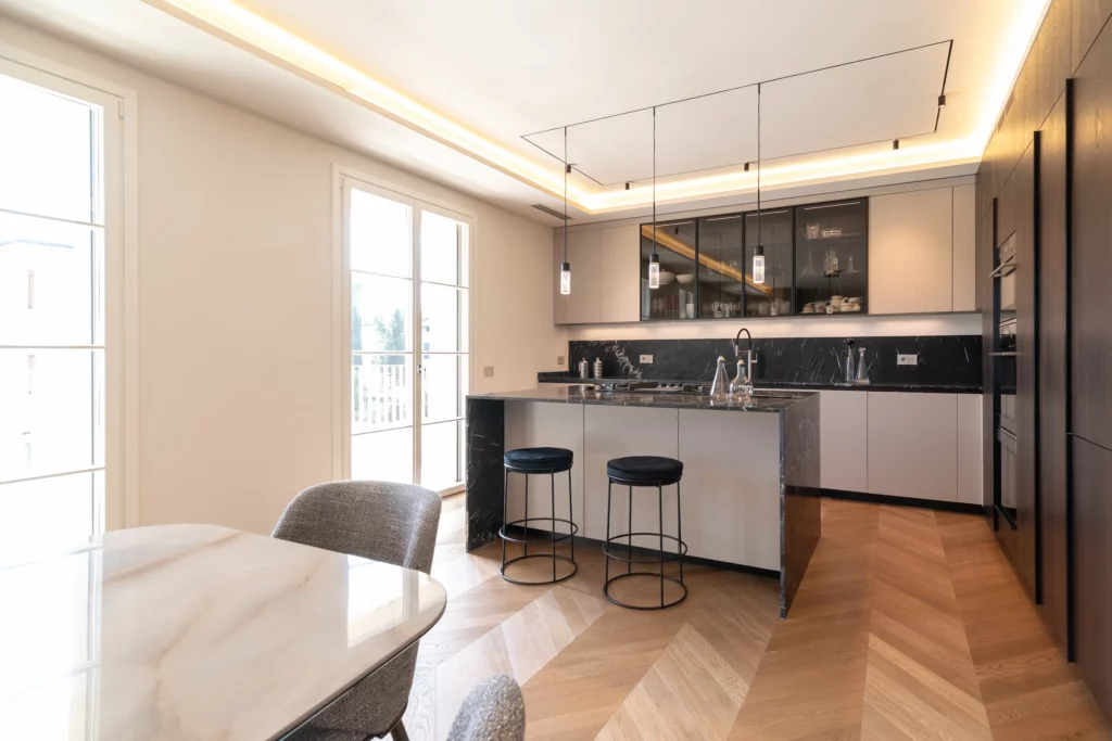 Cuisine Effeti Paris - ilot central les conseils de Dimi Interior Design