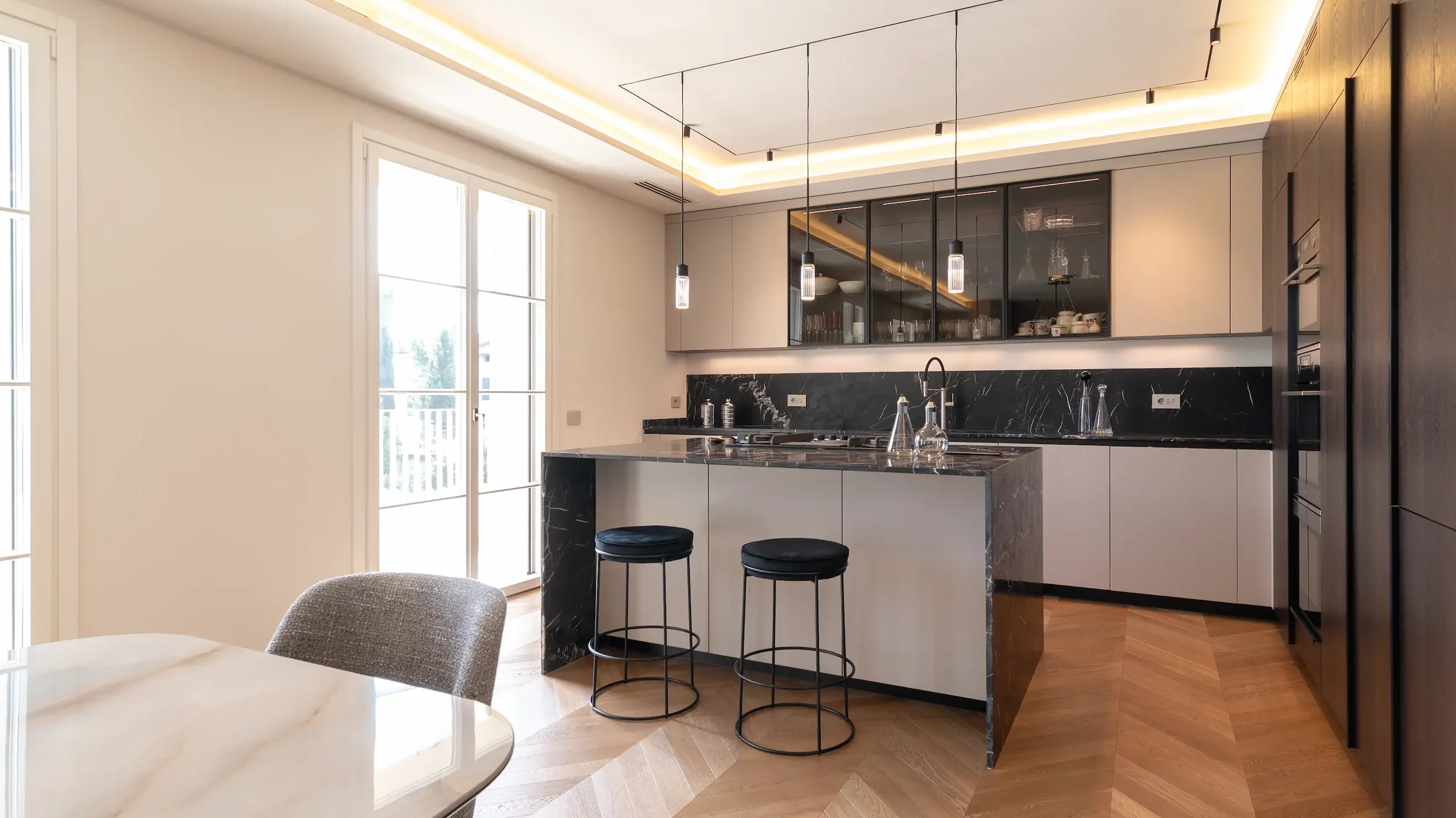 Cuisine Effeti Paris - ilot central les conseils de Dimi Interior Design