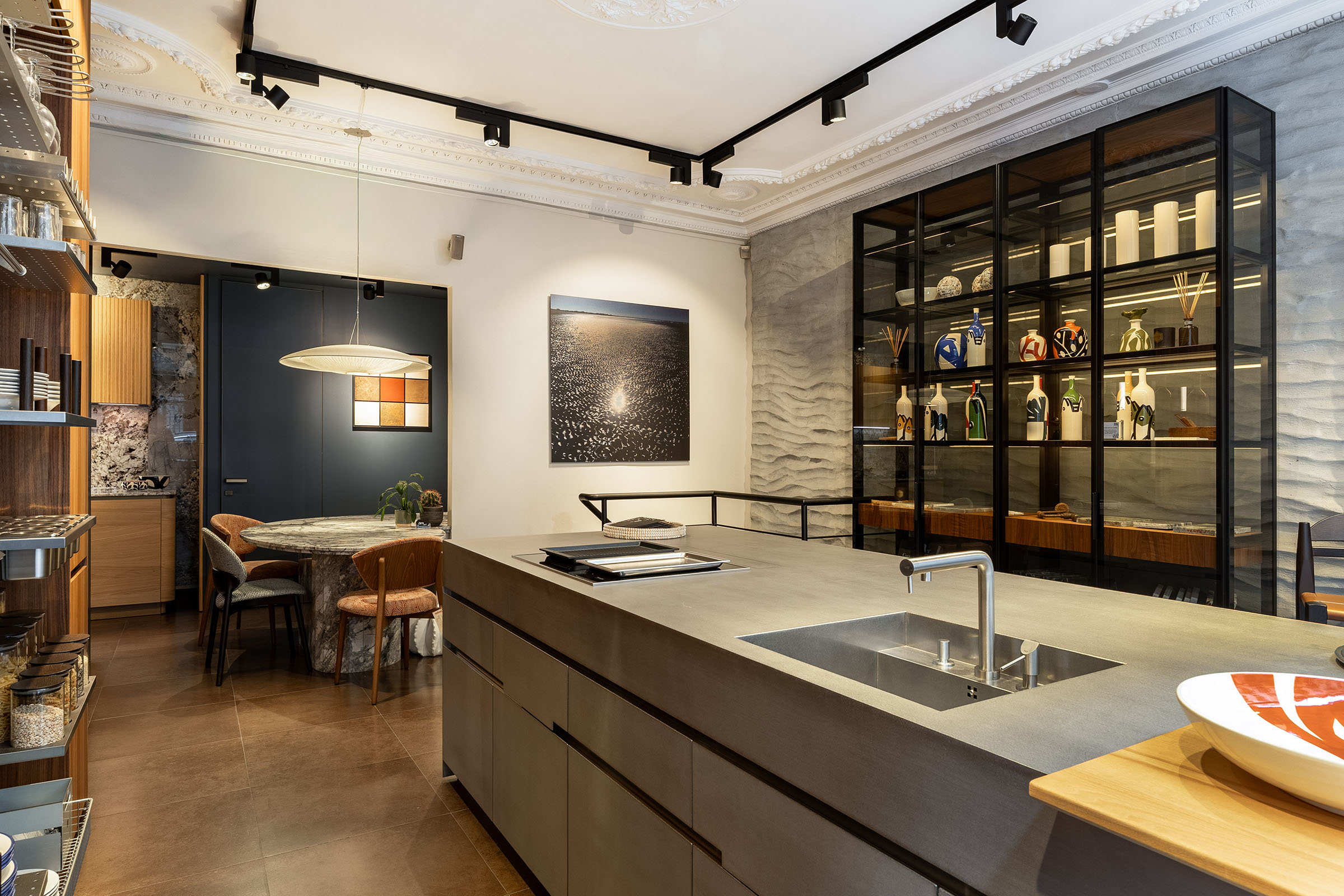 Showroom de cuisines haut de gamme DIMI Interior Design Paris 7e