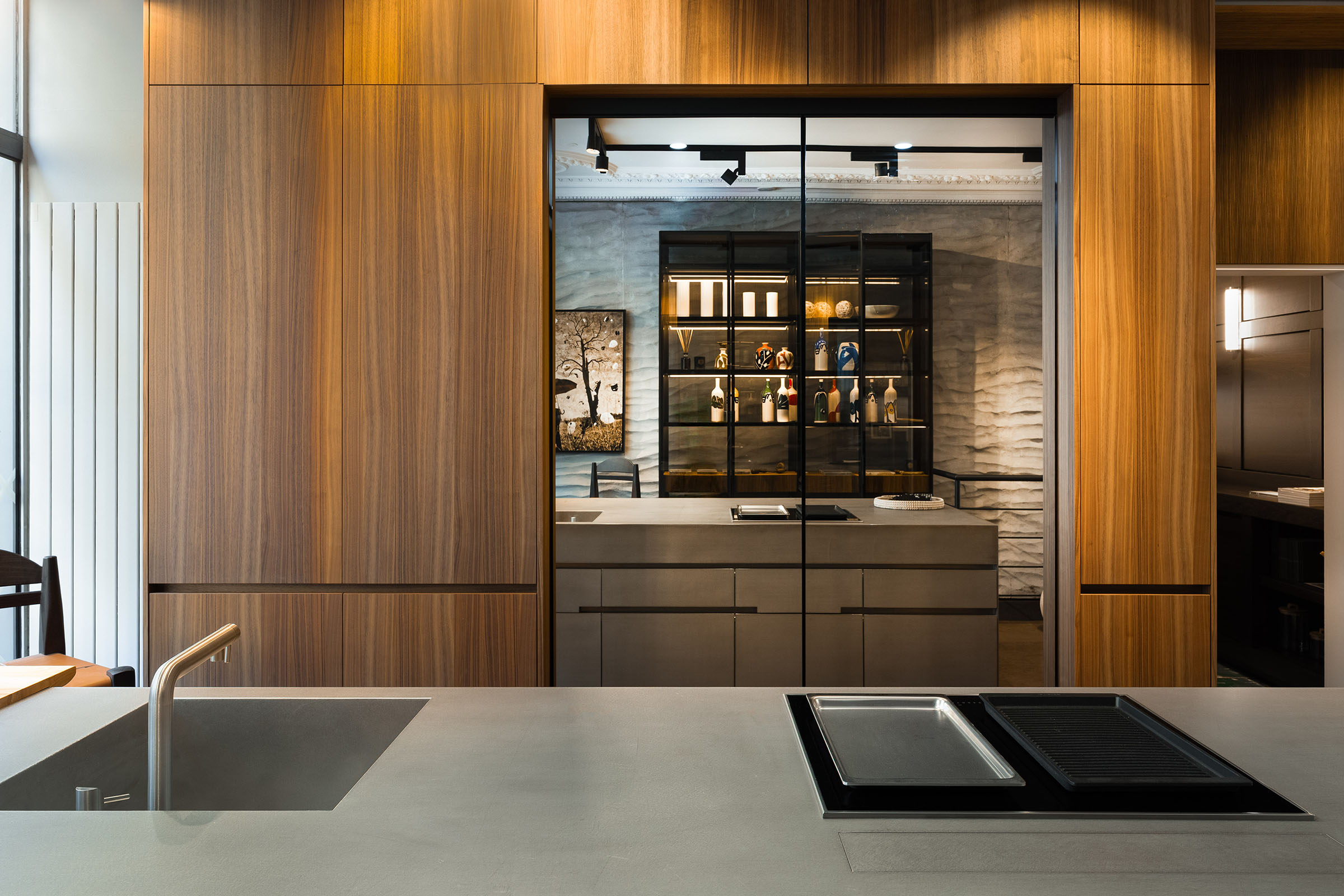 Shoow room Dimi Interior Design - Eggersmann Paris _ Effeti Paris